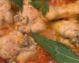 Foto del passaggio 4 della ricetta Pollo al pomodoro e cipolla ricetta di riciclo