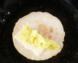 A picture of step 3 of Cheese Dhosa Sandwich.