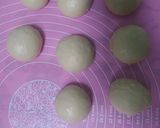 Foto langkah ke 7 dari resep Mexican Conchas Bread (autolisis).