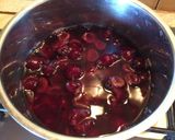 Didergős tejszínes meggyleves recept fázis 2 fotója