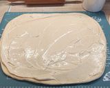 Mascarpone krémmel töltött aszalt szilvás kelt csigák recept fázis 5 fotója