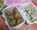 รูปขั้นตอนการทำที่ 3 ของ ข้าวหมูก้อนทอดแบบง่ายๆ