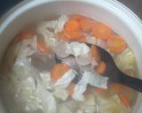 Foto langkah ke 5 dari resep Sup Bakso Sederhana.