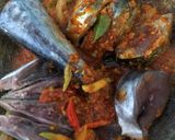 Foto langkah ke 3 dari resep Ikan tengiri masak kuah pedes asem manis.