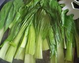 Foto langkah ke 2 dari resep Pokcoy Bawang Putih.