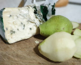 Foto del paso 1 de la receta: Hojaldre de peras y queso azul