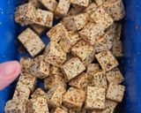Foto del paso 3 de la receta: Tofu orgánico al chimichurri 🥢 Cubitos de tofu bio con hierbas deshidratadas y vinagre vivo 🥣