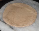 A picture of step 2 of Papad Parantha.