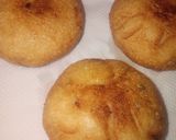 A picture of step 5 of Stuffed Kakara Pitha.