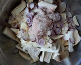 Foto langkah ke 3 dari resep Pepes jamur simpel - Pepes king oyster mushroom.