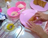Foto langkah ke 3 dari resep Martabak manis lipat.