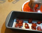 Foto del paso 8 de la receta: Gelatina de yogurt griego y mosaicos de fresa