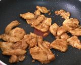 รูปขั้นตอนการทำที่ 4 ของ ผัดขิงอกไก่ สูตรใส่เหล้าจีน