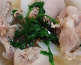 Hình bước làm 1 của món Canh đuôi heo hầm củ cải trắng
