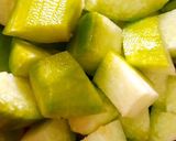 A picture of step 3 of Mango sambhar.