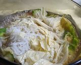 Gambar langkah 5 resipi Petola Sayur Air.
