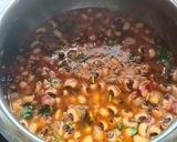 A picture of step 6 of Lobia masala curry.