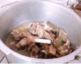 A picture of step 2 of Mutton yakhni Pulao Recipe 😊.