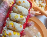 Foto langkah ke 6 dari resep Onigiri Ayam Jagung.