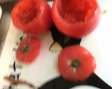 Une image de l'étape 2 de Tomates roses « pieuvres » aux carottes et anchois sur pissenlit du jardin.
