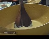 A picture of step 1 of Milkmaid chocolate shorts.