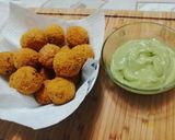 Foto del passaggio 3 della ricetta Polpette di pollo con salsa guacamole. 🥑🍗
