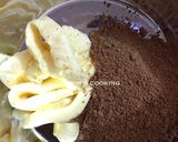 Foto langkah ke 1 dari resep Moist Banana Dates Cake.