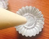 Hình bước làm 3 của món Bánh cake chanh leo hạnh nhân (Mini passionfruit almond cake)