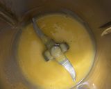 Foto del passaggio 12 della ricetta Cheesecake alla Vaniglia con Gelée al Mango🥧🥭