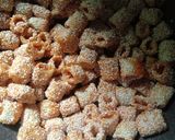 Foto langkah ke 6 dari resep Pangsit wijen karamel.
