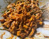 Gambar langkah 7 resipi Kuey Teow Goreng by Hubby.