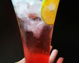 Hình bước làm 3 của món Soda dâu