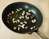 A picture of step 3 of Semia payasam.