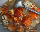 Foto langkah ke 3 dari resep Kepiting Saus Padang.