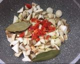 Foto del passaggio 1 della ricetta Torta salata con zucca 🎃 e cardoncelli 🍄