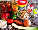 Foto del paso 1 de la receta: Guisito de arroz y almejas. #Mercado #CEBOLLA