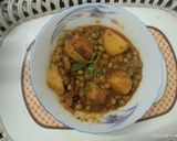 A picture of step 5 of Green matar curry restaurant style.