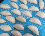 Foto langkah ke 9 dari resep Panada isi abon cakalang.