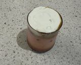 Foto langkah ke 4 dari resep Valentine Coffee Latte.