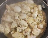 Foto del paso 4 de la receta Pollo al limón con especias y patatas fritas con zanahorias