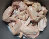 Foto langkah ke 1 dari resep Oblok Sayap Ayam khas Betawi.