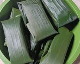 Foto langkah ke 4 dari resep Pais Pisang Kelapa.