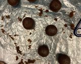 Foto del paso 1 de la receta: Trufas de pastel de chocolate y almendras