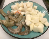 Foto del paso 1 de la receta: Alubias con langostinos y choco 😆😆