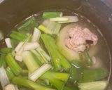 A picture of step 2 of Winter Melon Soup with Pork Paste Filling.