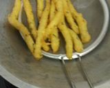 Foto langkah ke 4 dari resep Stik kentang keju crispy.