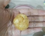Foto langkah ke 3 dari resep Bola Gethuk Gula Merah.