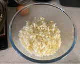 A picture of step 3 of Okonomiyaki.