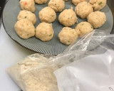Foto del paso 6 de la receta: Albóndigas de merluza y gambones con salsa ligera de verduras y jengibre