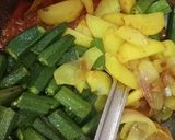 A picture of step 3 of Aloo Bhindi/ Okda Sabji.